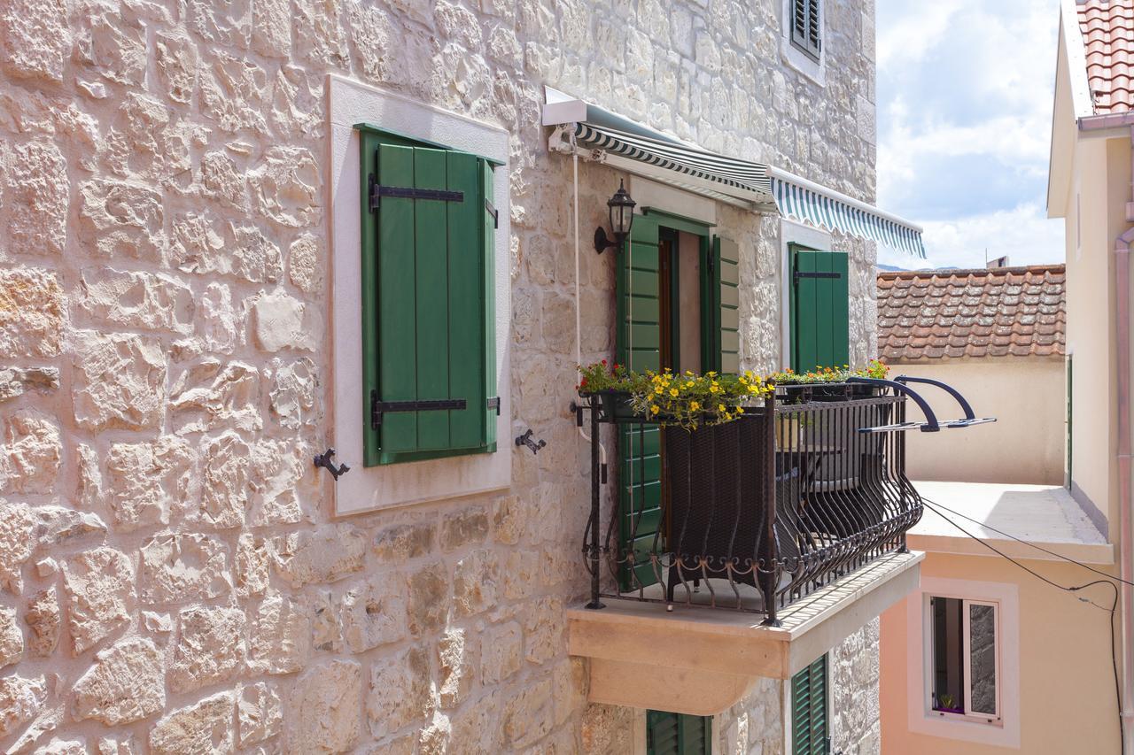 Apartments Linda Makarska Esterno foto